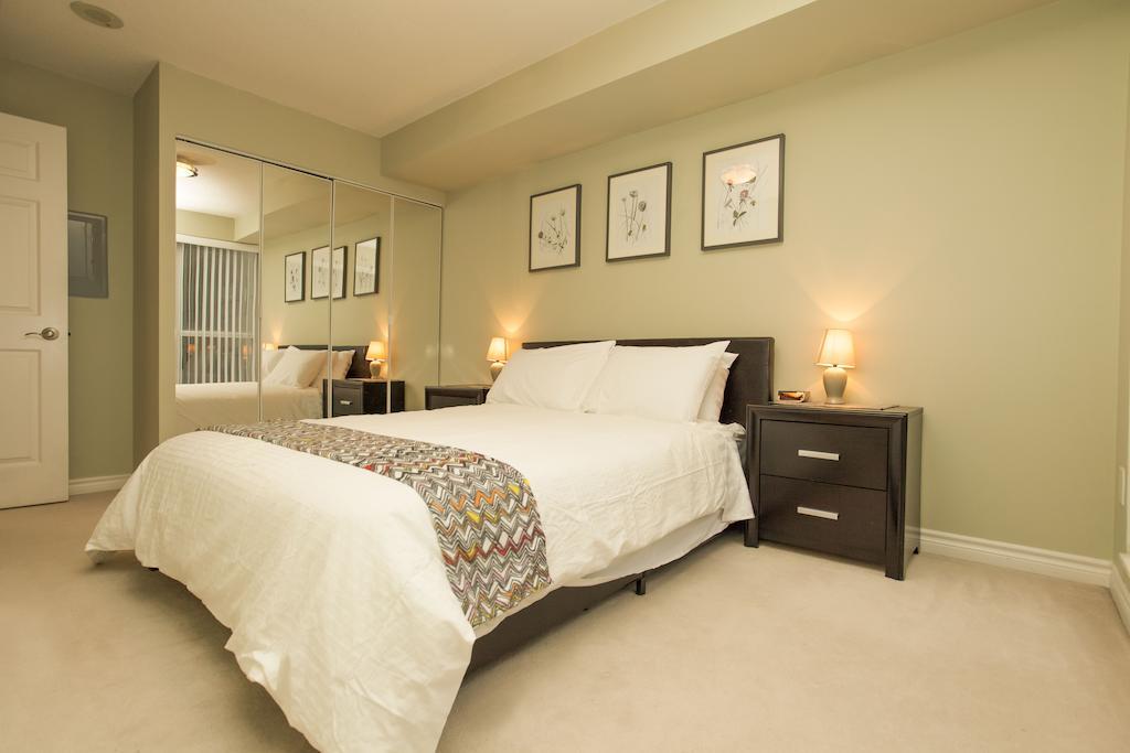 Red Maple Suites - Icon Toronto Habitación foto
